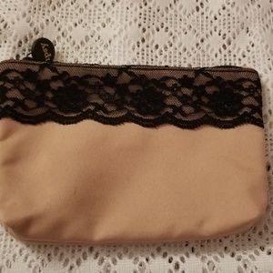 Ipsy makeup bag